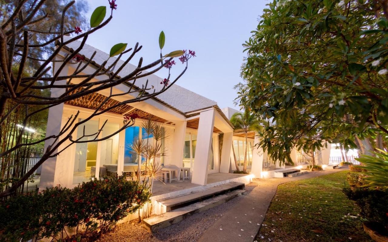 Hotel Kochira HHQ Exterior foto