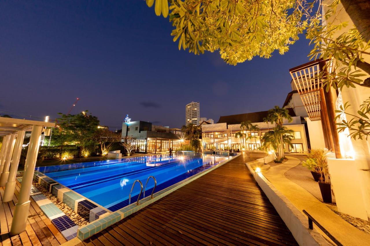 Hotel Kochira HHQ Exterior foto